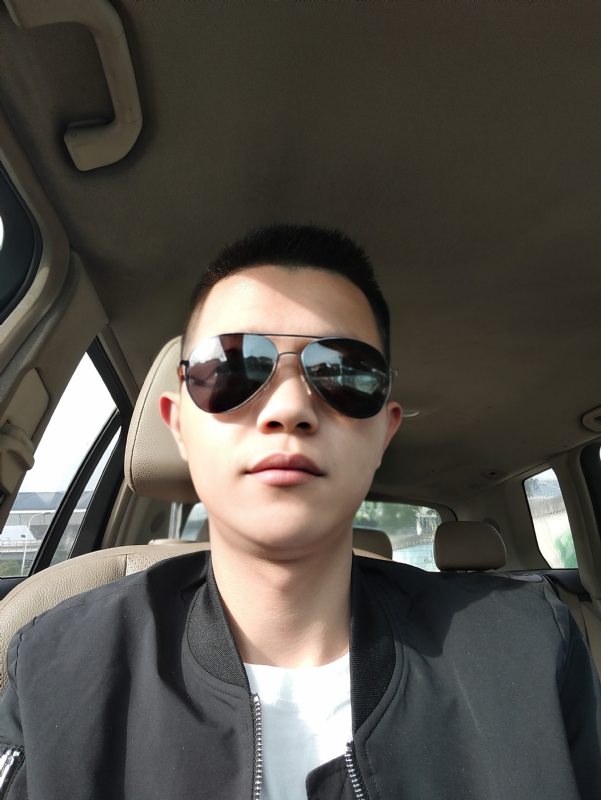 葛先生的第二张照片--西安相亲服务中心