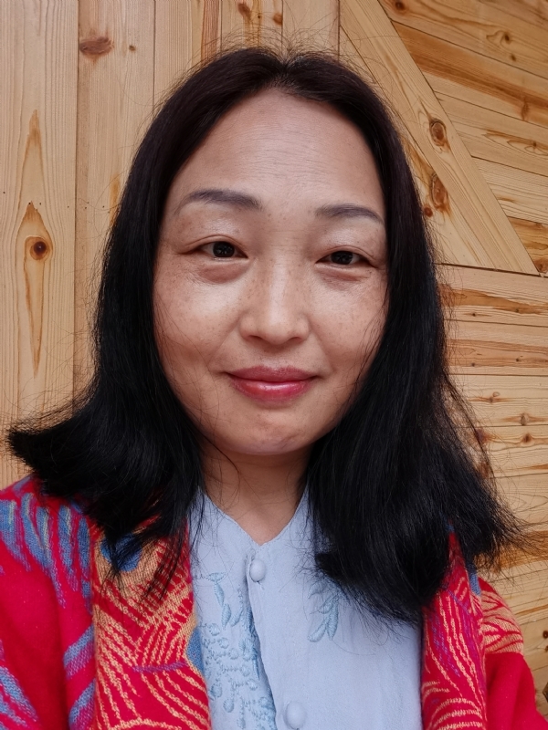 天山雪莲的第一张照片--西安相亲服务中心