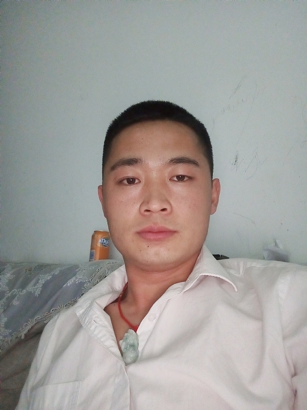 也许太年轻的第一张照片--西安相亲服务中心