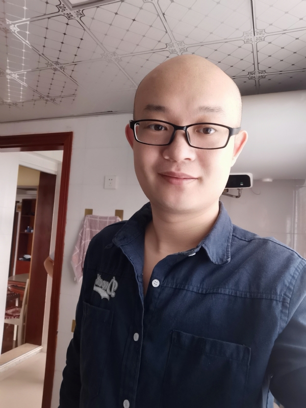 凝望远方的第一张照片--西安相亲服务中心