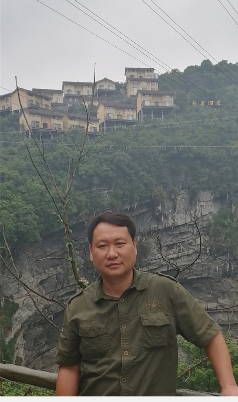 迷彩人生的第一张照片--西安相亲服务中心