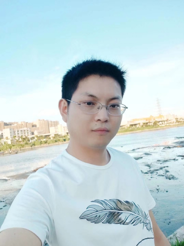 诚心交友的第一张照片--西安相亲服务中心