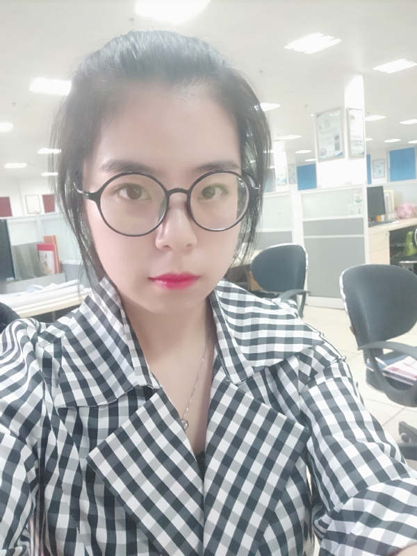 莹莹的第一张照片--西安相亲服务中心