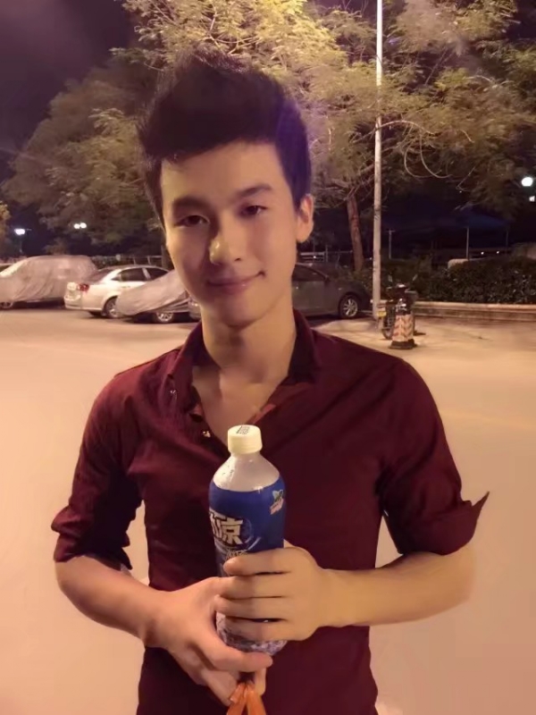 皮特王的第三张照片--西安相亲服务中心