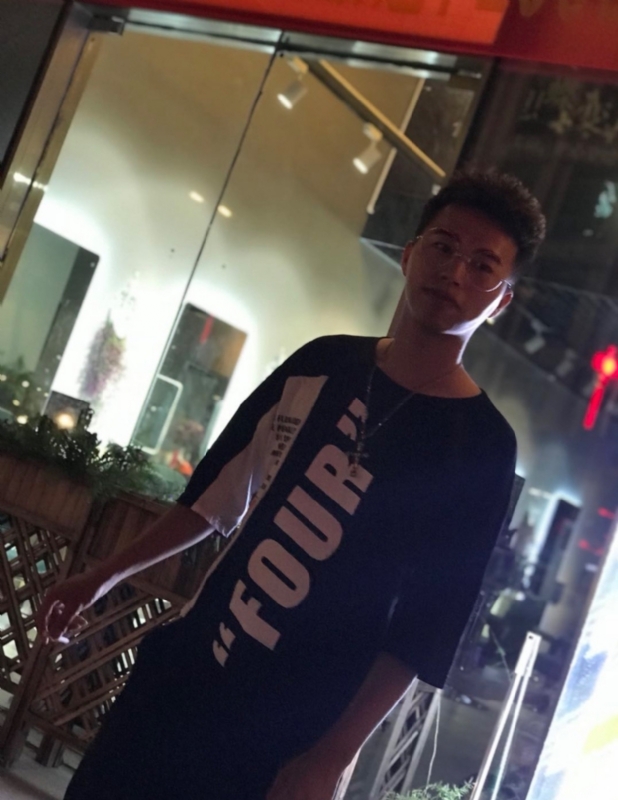 寻找的第一张照片--西安相亲服务中心