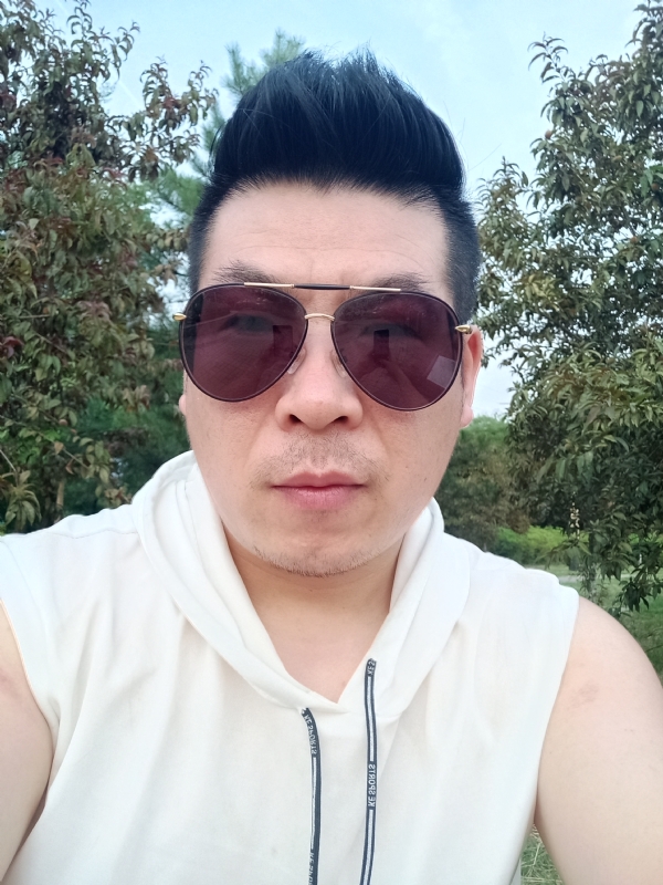 等风来的第二张照片--西安相亲服务中心