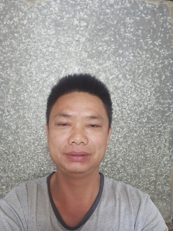 白茫茫的第一张照片--西安相亲服务中心