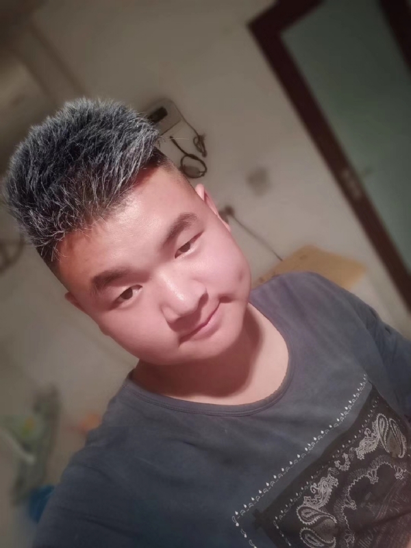 李子木的第一张照片--西安相亲服务中心