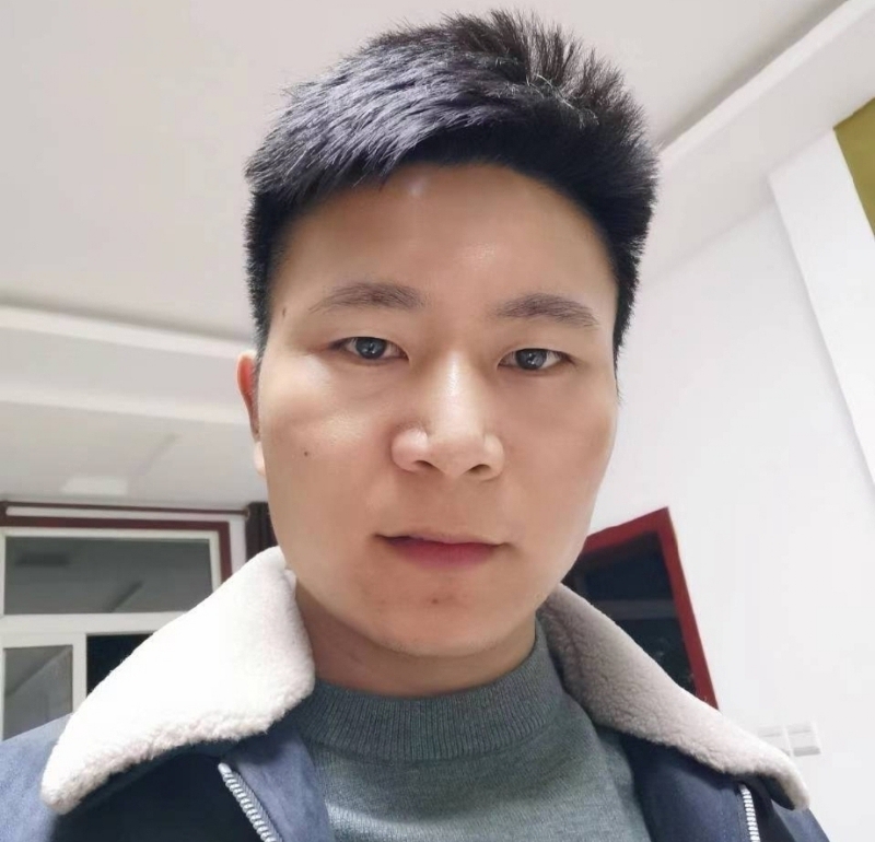 延峰的第一张照片--西安相亲服务中心