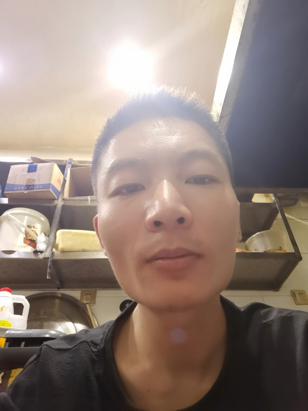 邹先生的第一张照片--西安相亲服务中心