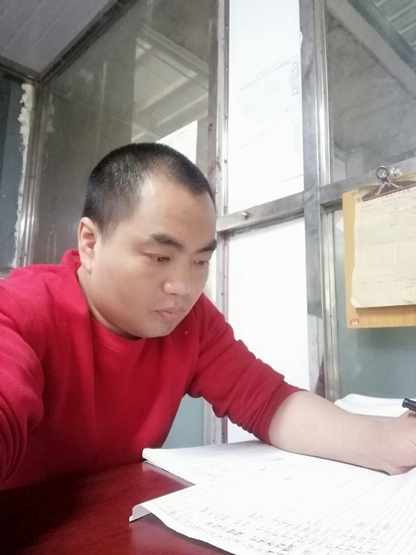 小吴的第一张照片--西安相亲服务中心