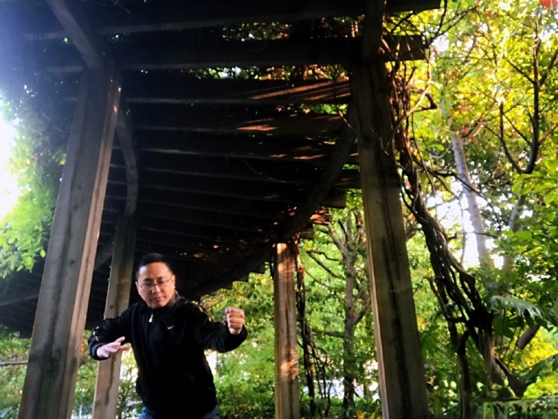 自故深情好受伤的第二张照片--西安相亲服务中心