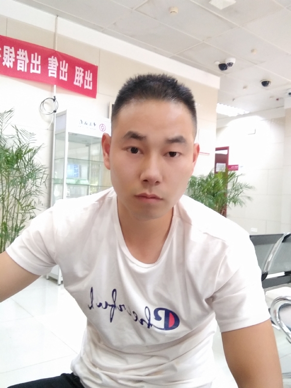 小少的第二张照片--西安相亲服务中心