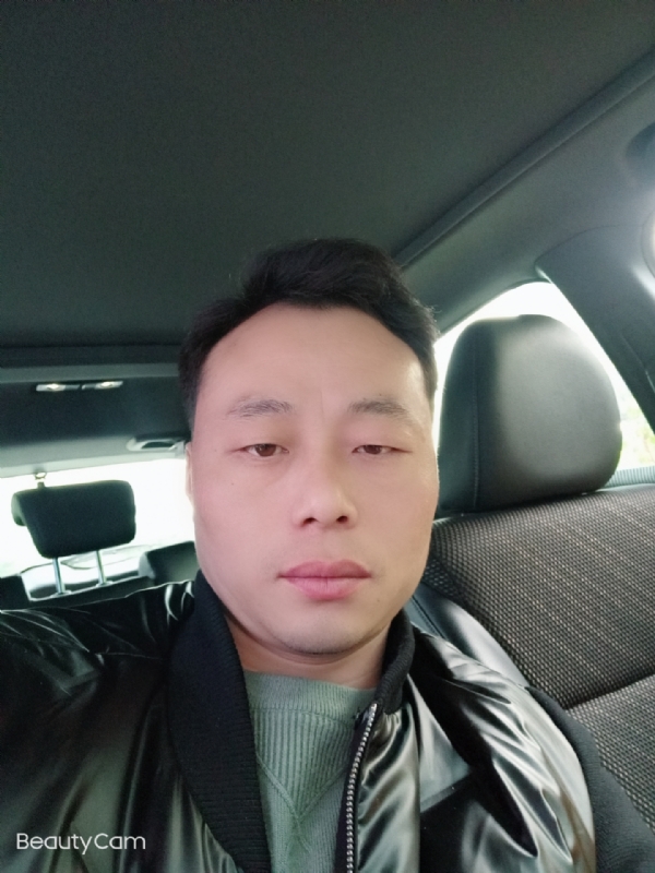 放飞的羊的第二张照片--西安相亲服务中心