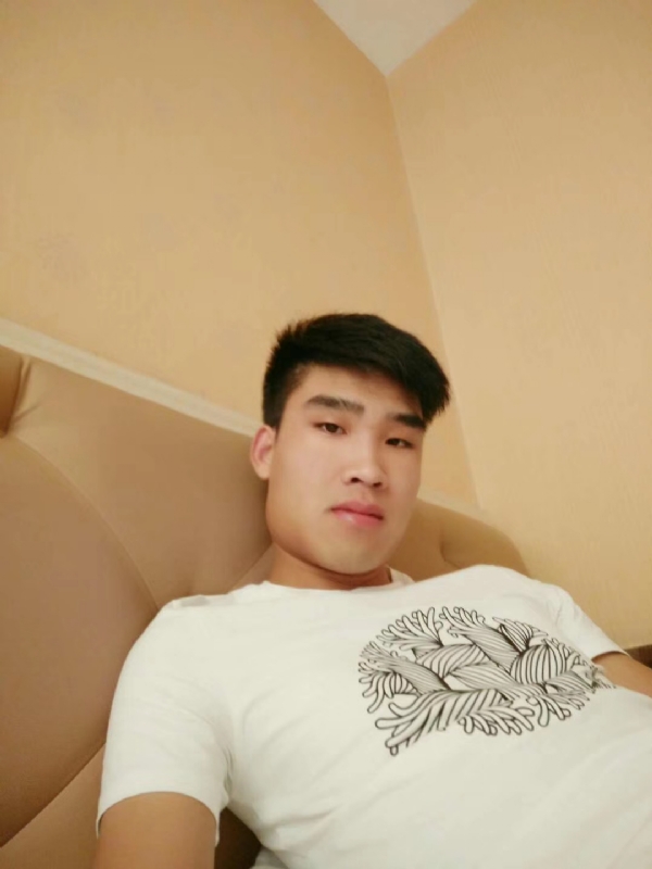 谁不曾孤单上路的第二张照片--西安相亲服务中心