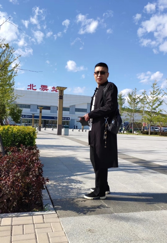 仟佰渡的第一张照片--西安相亲服务中心