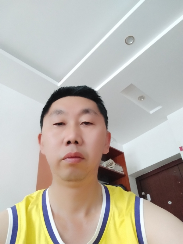 写尽半生纸上酸的第一张照片--西安相亲服务中心