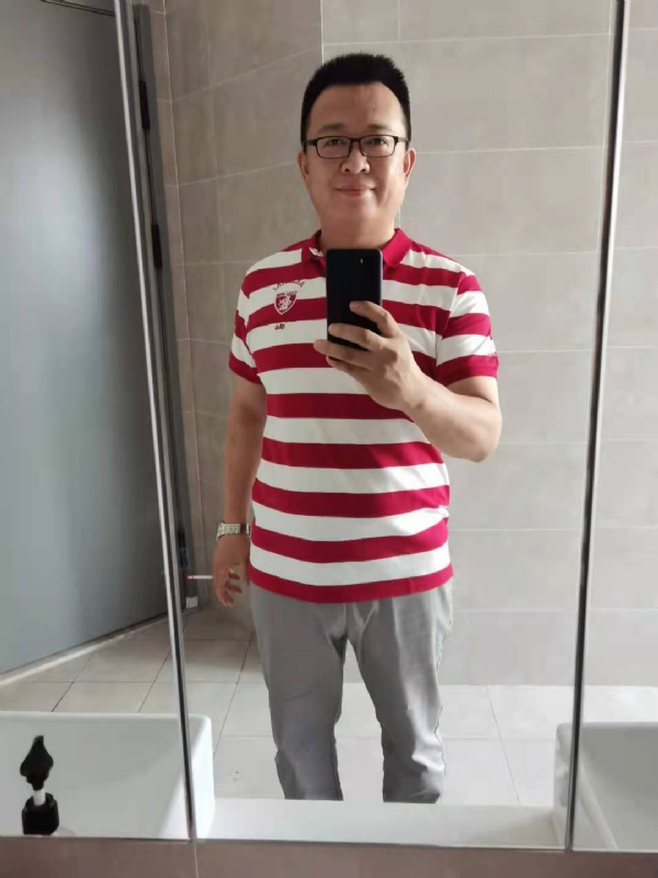 行走的打桩机的第二张照片--西安相亲服务中心