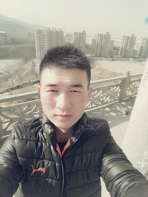 兵心依旧的第一张照片--西安相亲服务中心