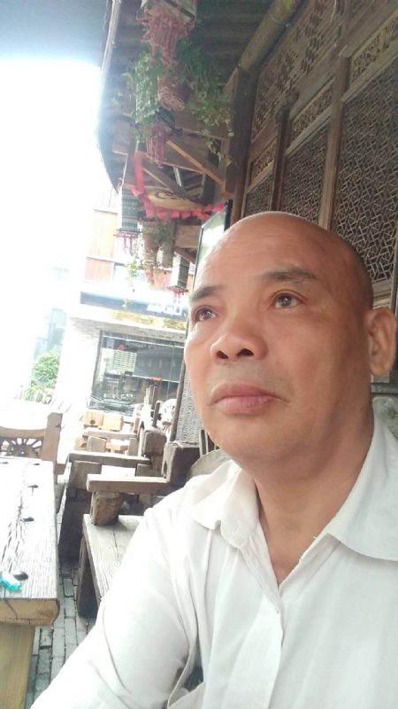 相遇有缘的第四张照片--西安相亲服务中心