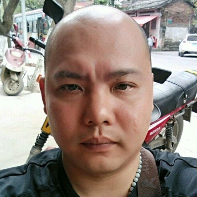 开心就好的第三张照片--西安相亲服务中心