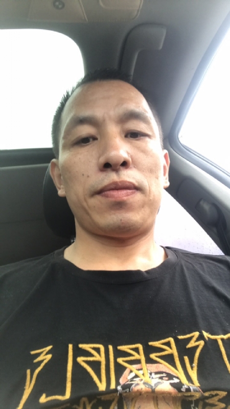 迷茫的第一张照片--西安相亲服务中心