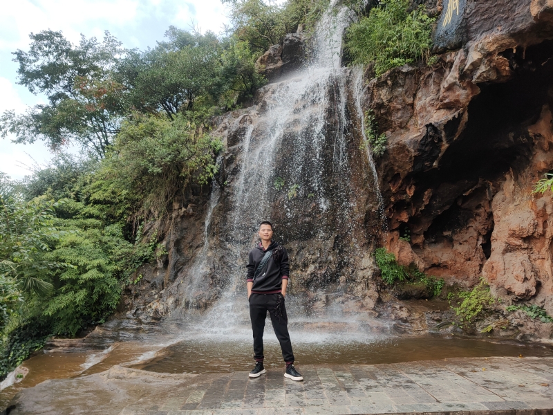 缘的第一张照片--西安相亲服务中心