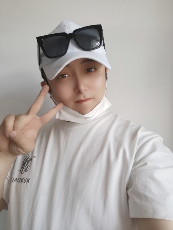 喵大龙的第一张照片--西安相亲服务中心