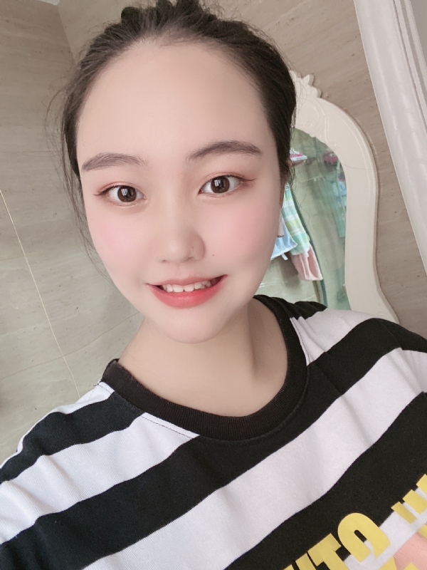 灵儿的第二张照片--西安相亲服务中心