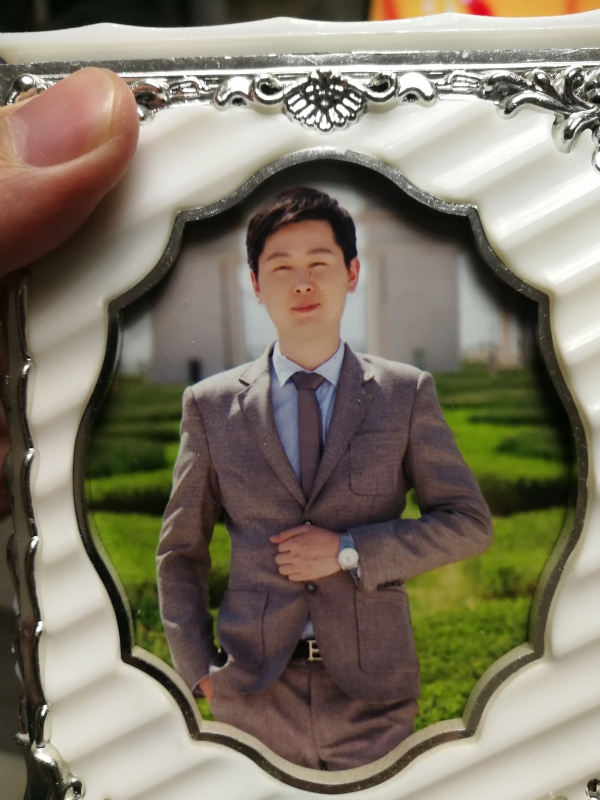 蓝色经典的第一张照片--西安相亲服务中心