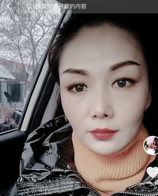 蔷薇的第一张照片--西安相亲服务中心