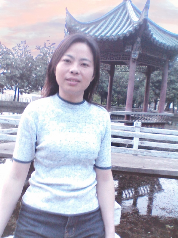 小草的第一张照片--西安相亲服务中心