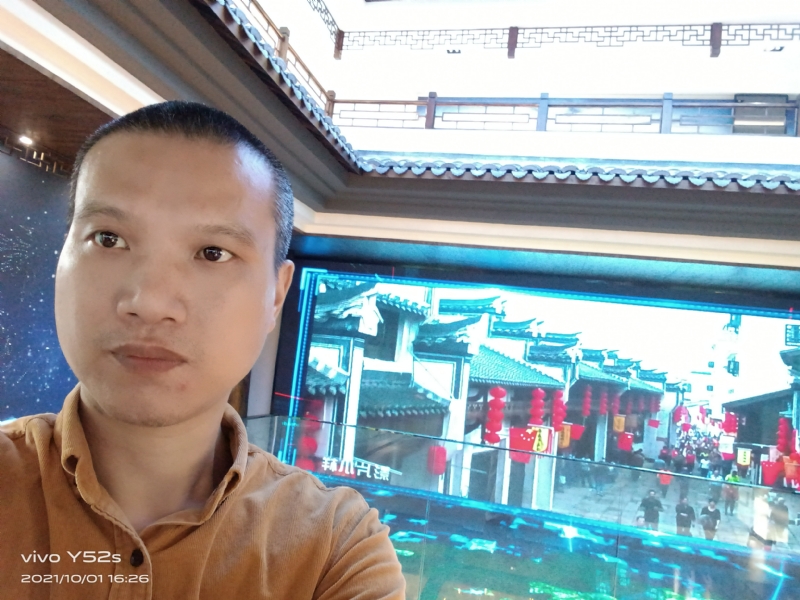 云中漫步的第一张照片--西安相亲服务中心