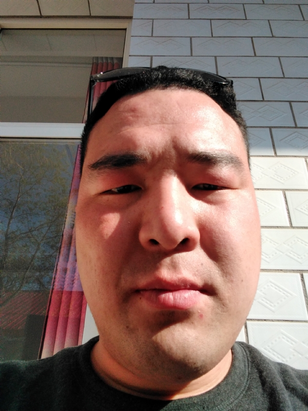 一羽垂天的第三张照片--西安相亲服务中心