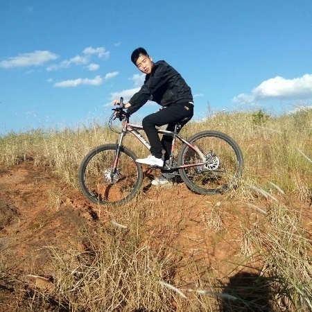 南辞的第一张照片--西安相亲服务中心