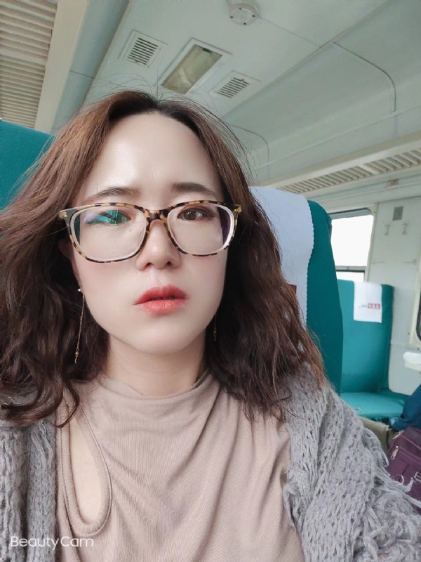 云烟成雨的第一张照片--西安相亲服务中心