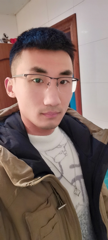 闯红灯吐泡泡的第二张照片--西安相亲服务中心