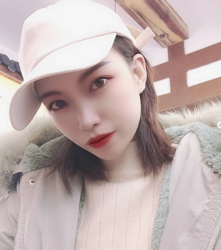 小婉的第一张照片--西安相亲服务中心