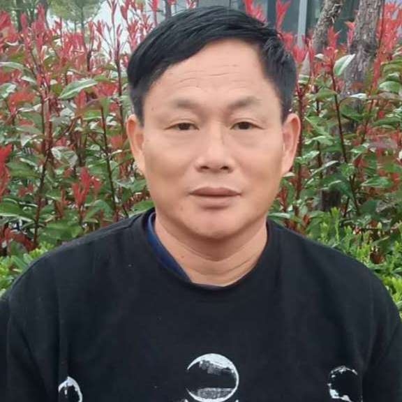 老黄牛的第一张照片--西安相亲服务中心