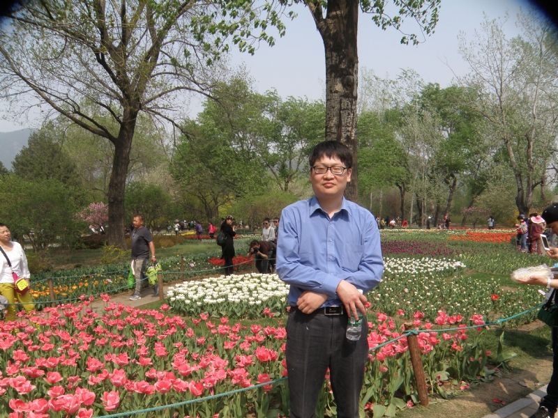 高健的第一张照片--西安相亲服务中心