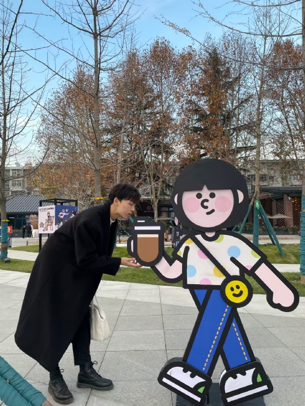 啊哈的第一张照片--西安相亲服务中心