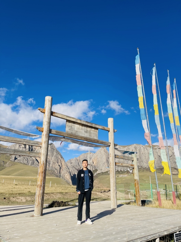 亦的第一张照片--西安相亲服务中心