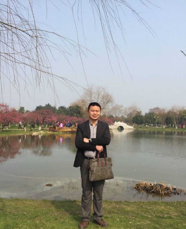 曾经的心疼的第二张照片--西安相亲服务中心