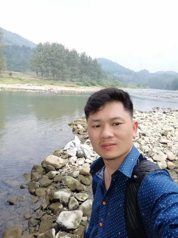 未来可期的第一张照片--西安相亲服务中心