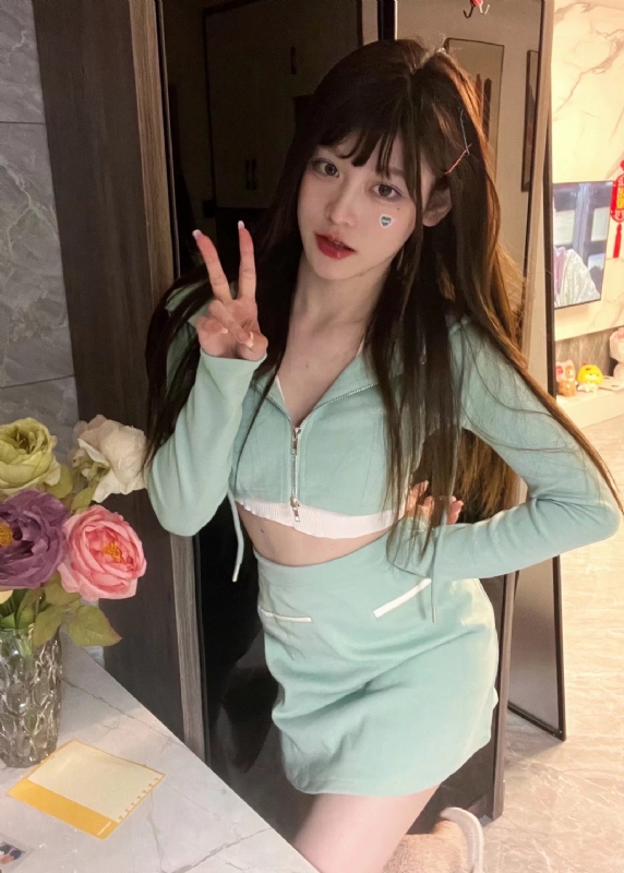 丹Dan的第一张照片--西安相亲服务中心