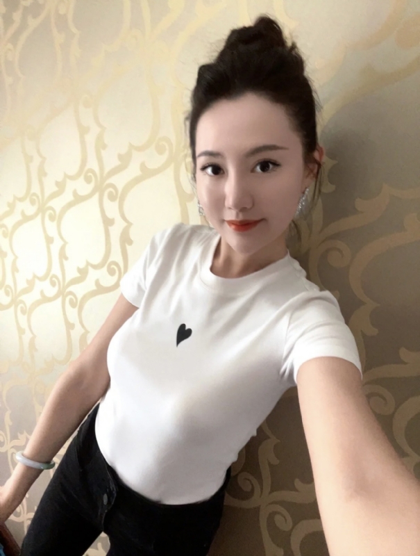 雨熙的第一张照片--西安相亲服务中心