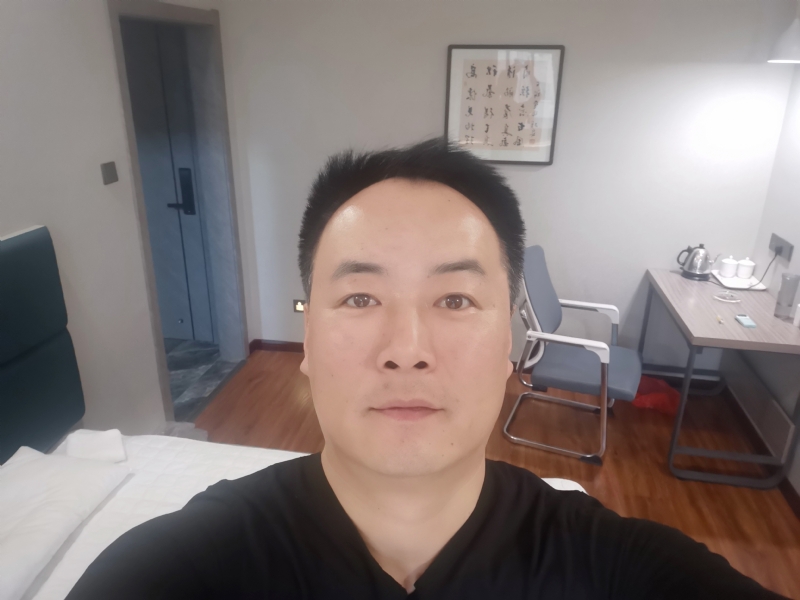 莫待花落空折枝的第一张照片--西安相亲服务中心