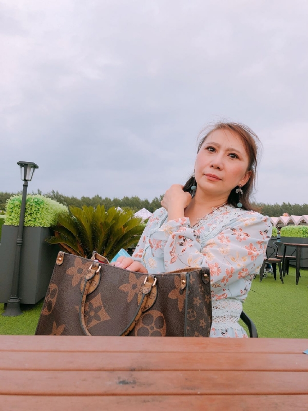 鸿运来的第一张照片--西安相亲服务中心