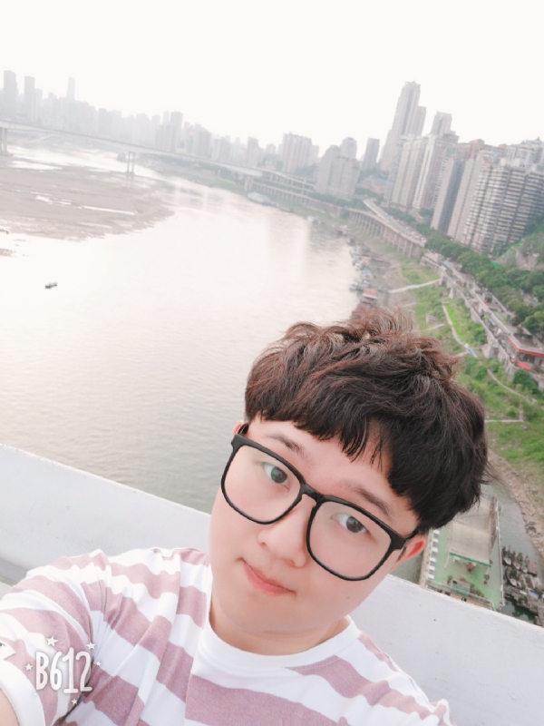 白夜行中人的第二张照片--西安相亲服务中心