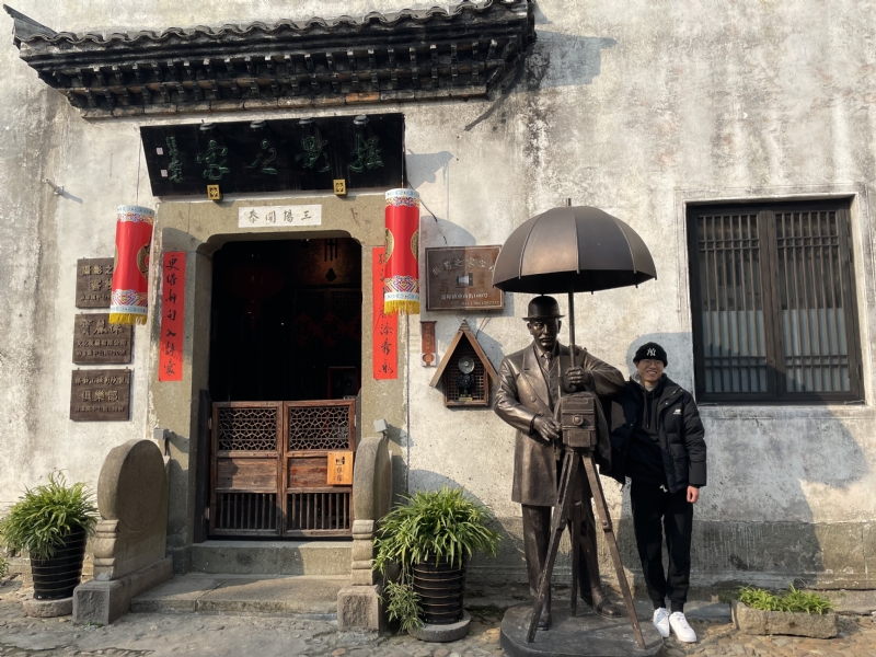 喝可乐的猫的第一张照片--西安相亲服务中心